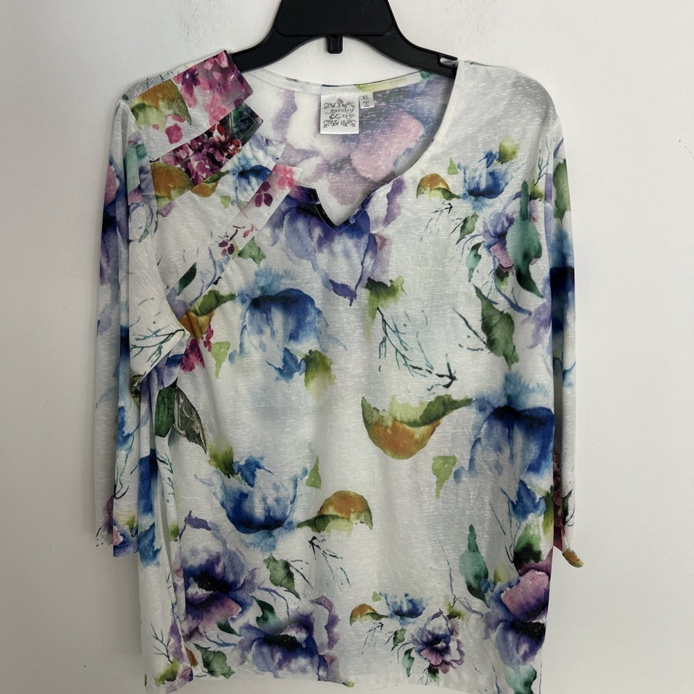 Parsley & Sage Women XL Floral Watercolor Pleated Neck 3/4 Sleeve Top Blue White